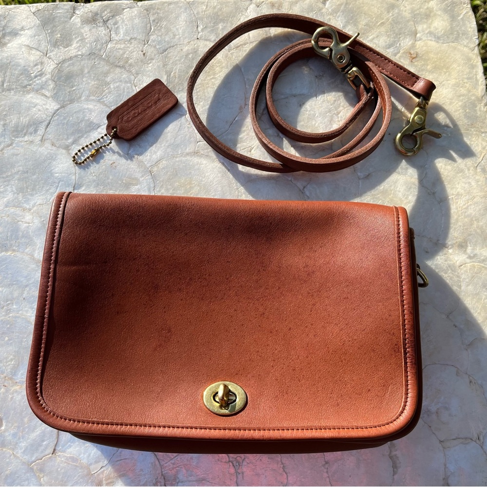 Vintage Coach in British Tan